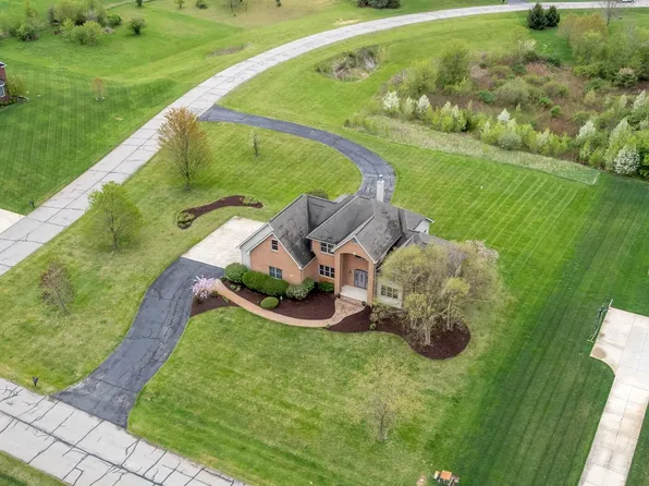 9080 Emerson Dr, Saline, MI 48176