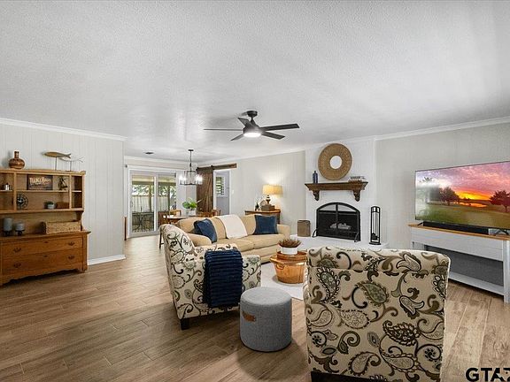 5th image of 103 Grass Knoll Dr