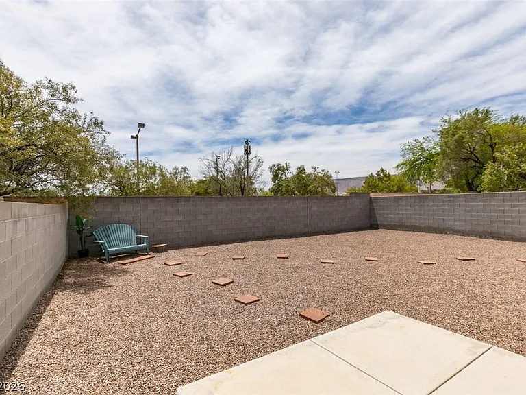 10959 Pumpkin Ridge Ave — Photo 34