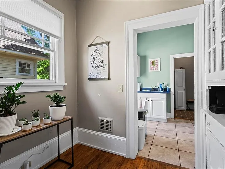 Butler's Pantry
