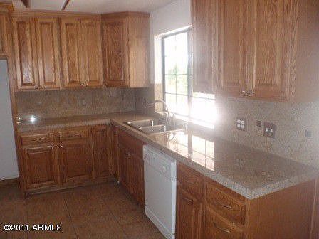 4th image of 3136 W Diana Ave