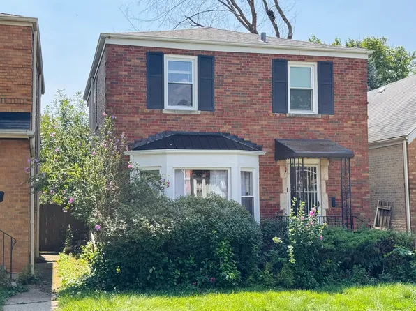 2925 W Jerome St, Chicago, IL 60645