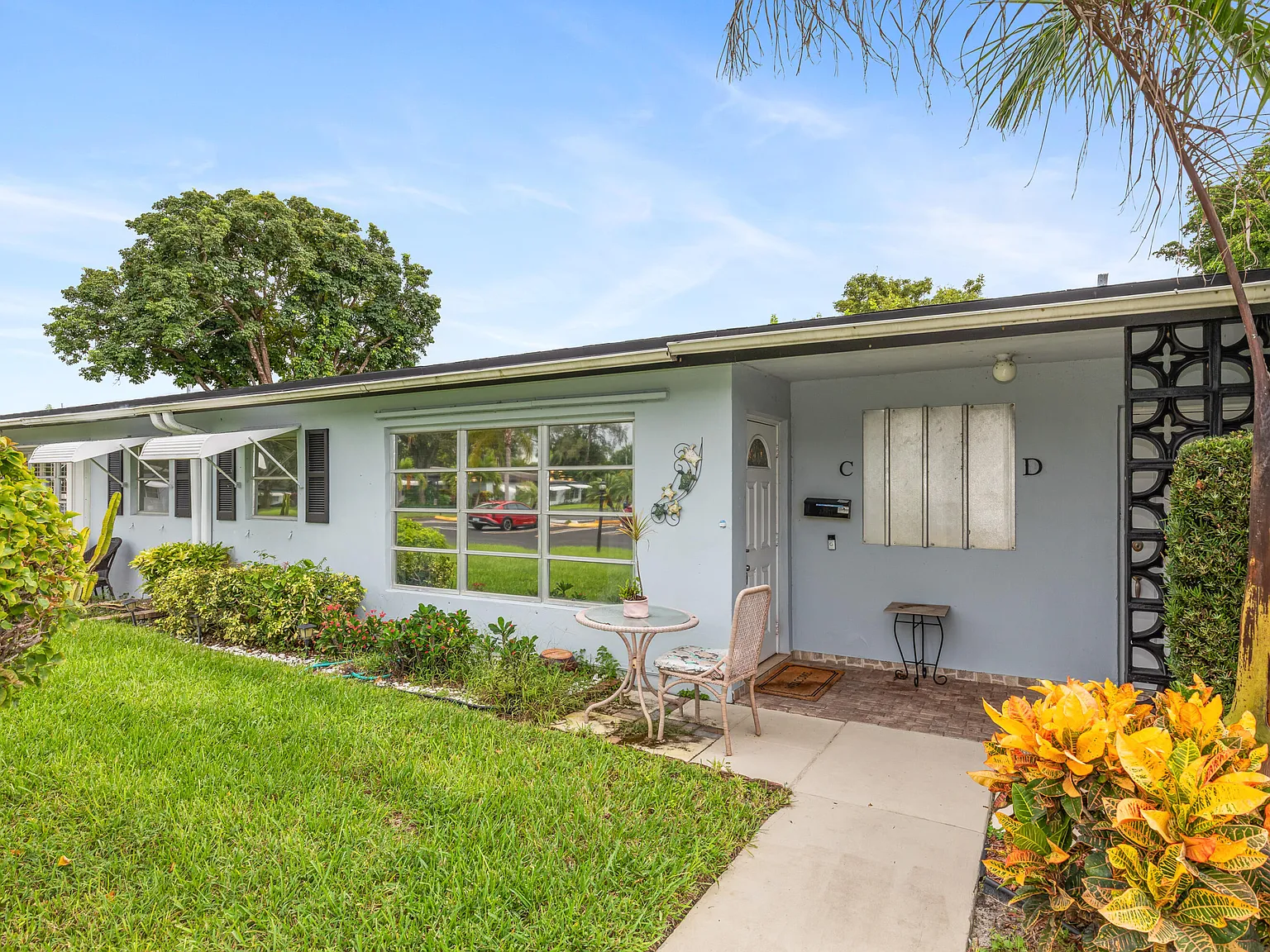 1 bed, 1.5 bath, 994 sqft, $2,500 — Photo 3