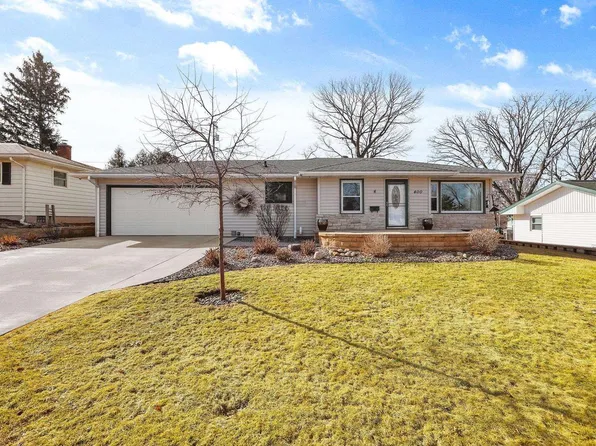 400 Panther Trail, Monona, WI 53716