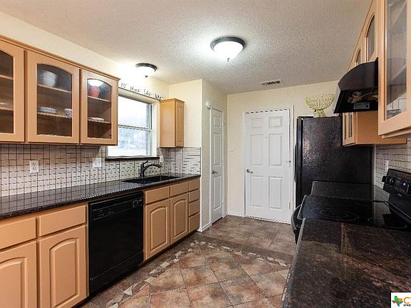 4th image of 4106 Lakecliff Dr