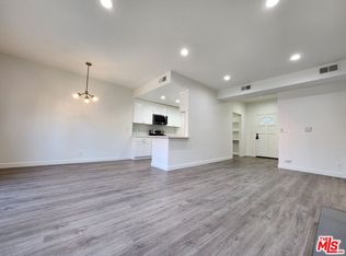 431 S Kingsley Dr APT 201, Los Angeles, CA 90020