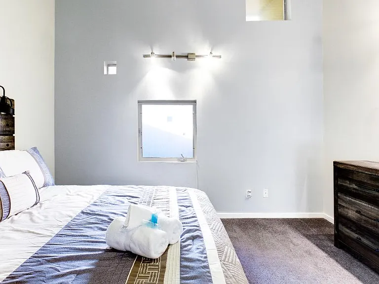 1111 W University Dr #1021 — Photo 3