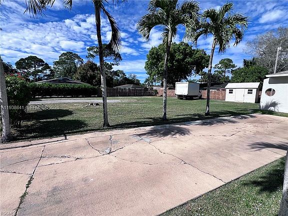 4th image of 614 6th Avenue Cir