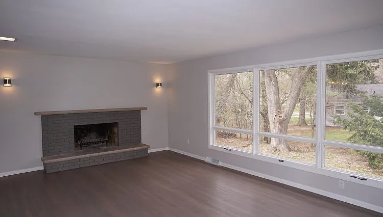 222 S Whitney Way — Photo 17