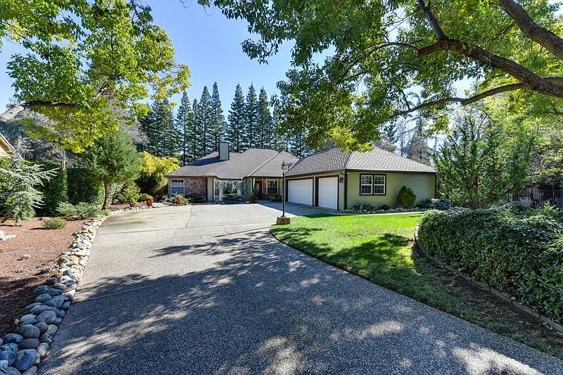 1st image of 150 Southcreek Cir