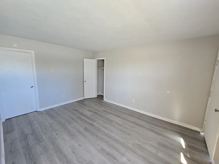 3475 Azalea Garden Rd Apartments — Photo 6