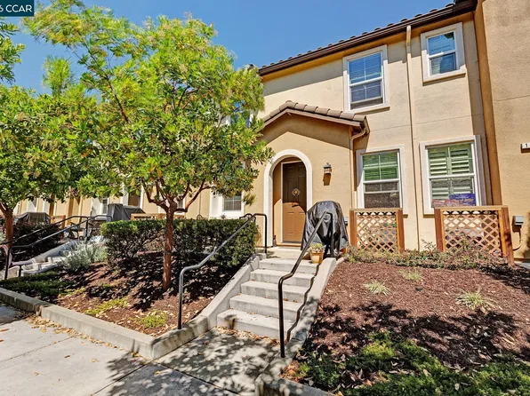 108 Arcangel Way, San Pablo, CA 94806