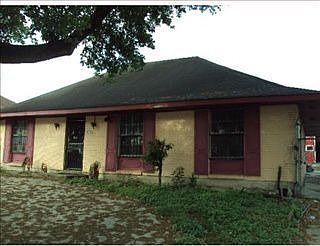 1st image of 4926 Michoud Blvd