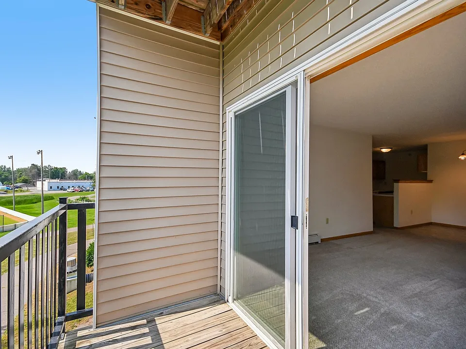 Mill Pond Apartments
