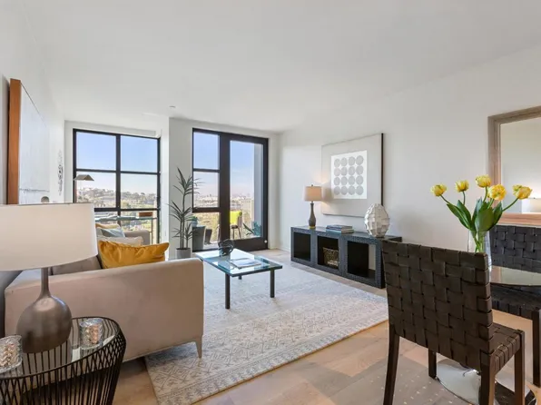 451 Donahue St Unit 407, San Francisco, CA 94124