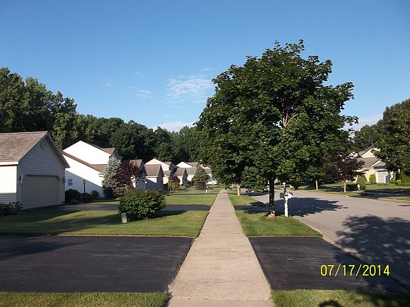 2nd image of 4 Sundance