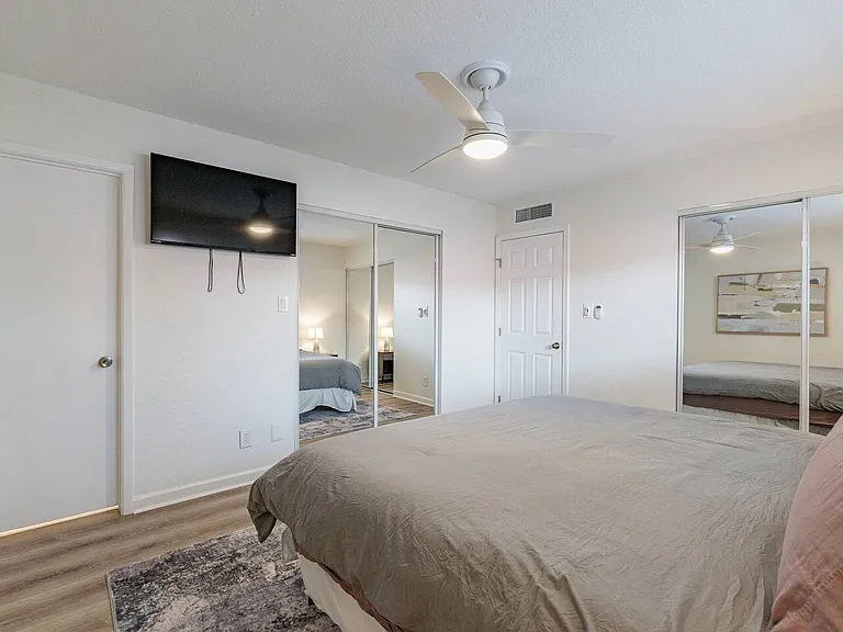 8708 E Vista Dr — Photo 16
