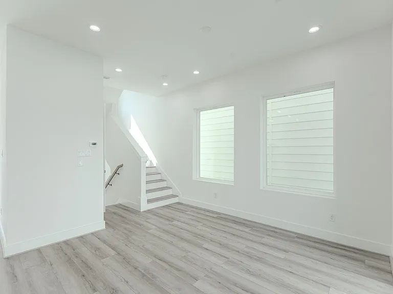 7735 Hammerly Blvd — Photo 20