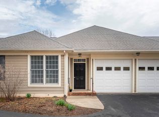 1362 Pantops Cottage Ct, Charlottesville, VA 22911