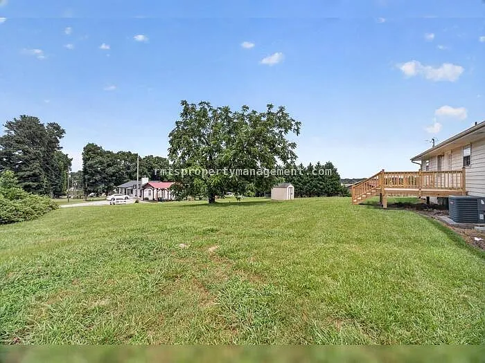 2591 Doc Hughes Rd — Photo 39