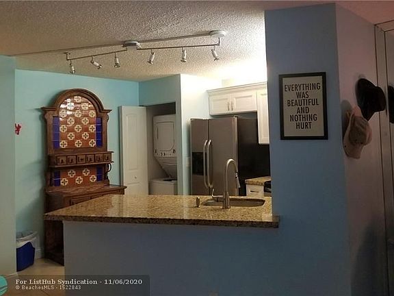2nd image of 7547 S Oriole Blvd