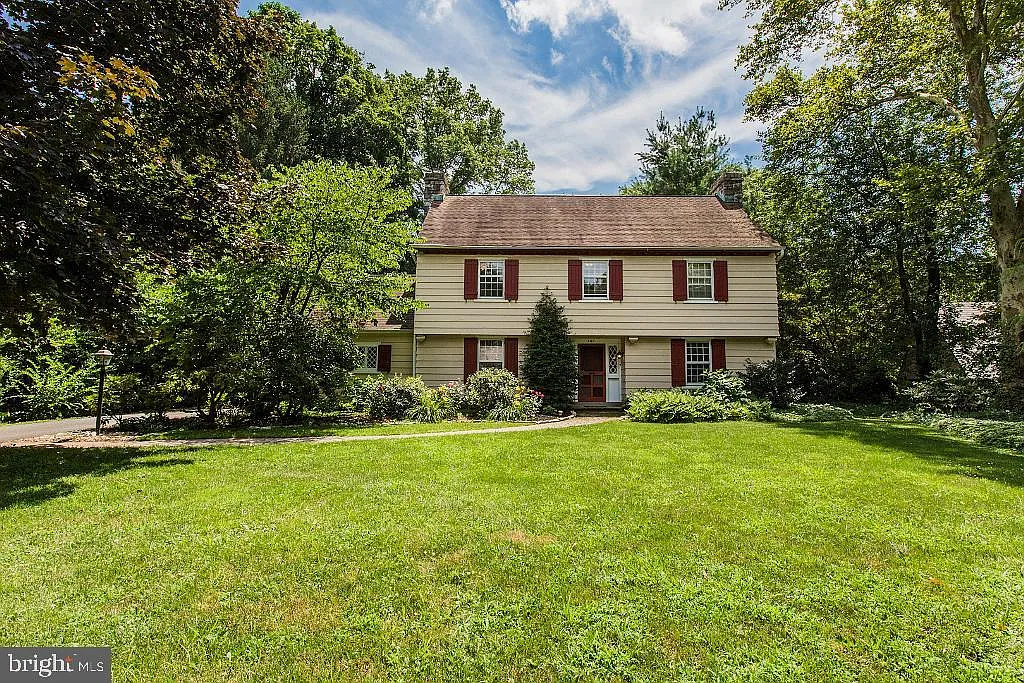 157 Hamilton Rd photo 1