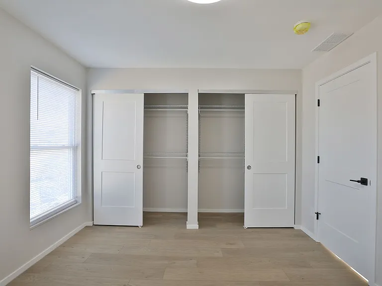 108 Hawkes Ave — Photo 27
