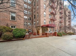 6725 Clyde St APT 3M, Queens, NY 11375