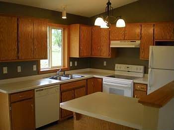 5th image of 433 13th Ave S