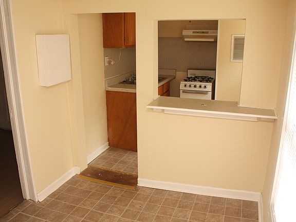 Kitchen/Breakfast Nook