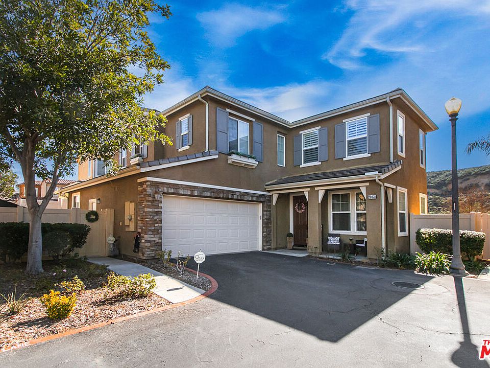 1st image of 26070 Medici Ct