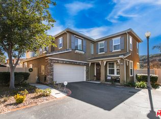 26070 Medici Ct, Santa Clarita, CA 91350