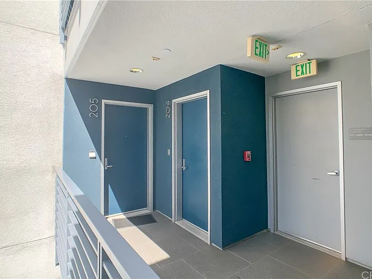 7857 W Manchester Ave #204 — Photo 14