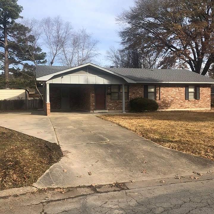 1st image of 2405 W 47th Ave