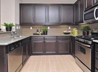 719 Copper Dr, Vista, CA 92083