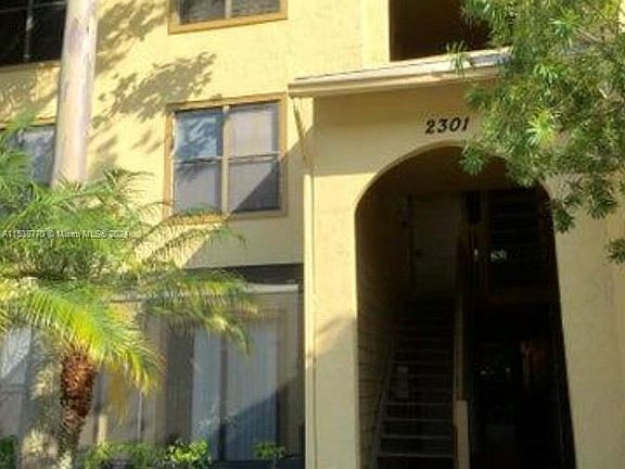 4th image of 2301 N Congress Ave APT 16