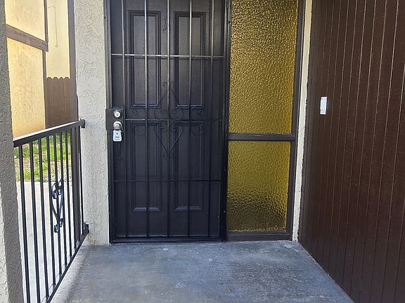 3rd image of 13400 Doty Ave APT 11