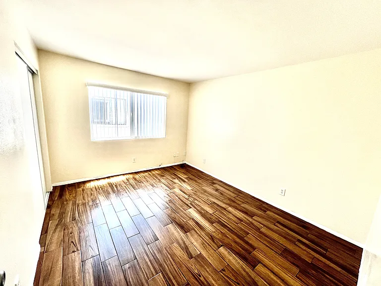 2916 E South St #2 — Photo 11
