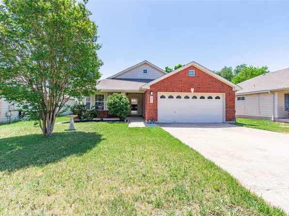 1011 Liffey Dr, Pflugerville, TX 78660