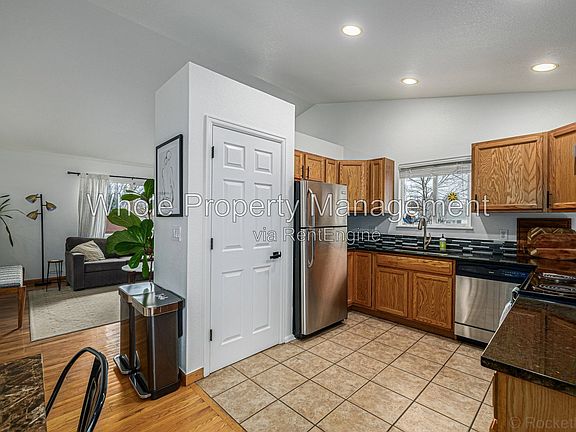 5th image of 965 Wolff St APT D