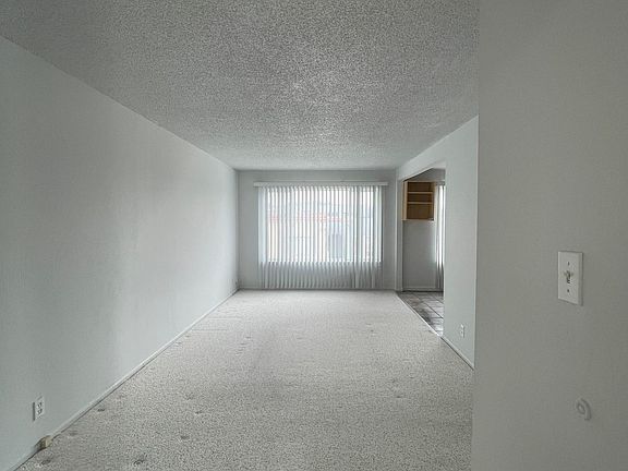 4th image of 201 Onondaga Ave APT 4