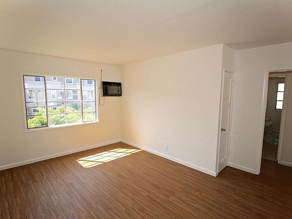 5th image of 1240 Wilcox Ave APT 15