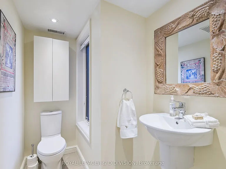 88 Asquith Ave — Photo 17