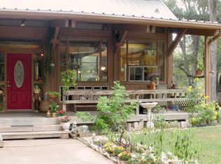 122 Fish Camp Rd, Smithville, TX 78957