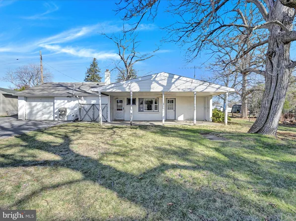 1009 Kathleen St, Lebanon, PA 17046