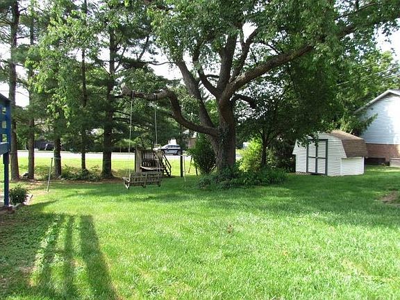 2nd image of 922 Taliaferro Dr