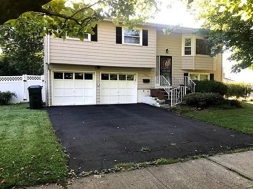 103 Gill Ln Photo 1