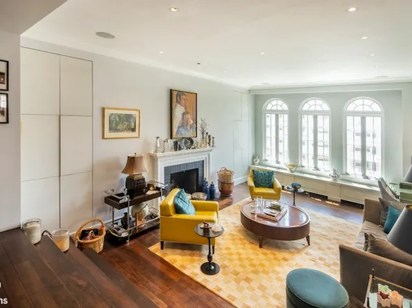 45 East Ninth Street image 1 of 7