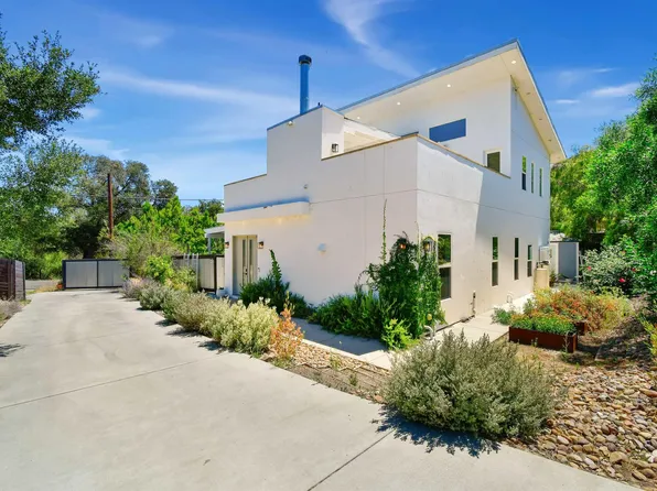 20102 Elm Ln, Escondido, CA 92029