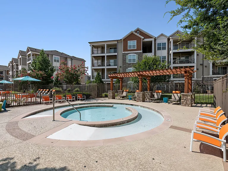 Atley on the Greenway Apartments — Photo 16